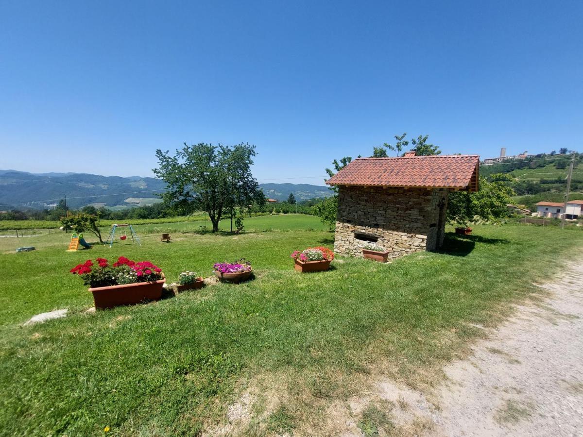 Agriturismo La Margherita San Giorgio Scarampi Exterior photo
